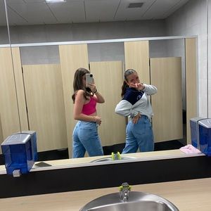 Meet your Posher, Elie-jade